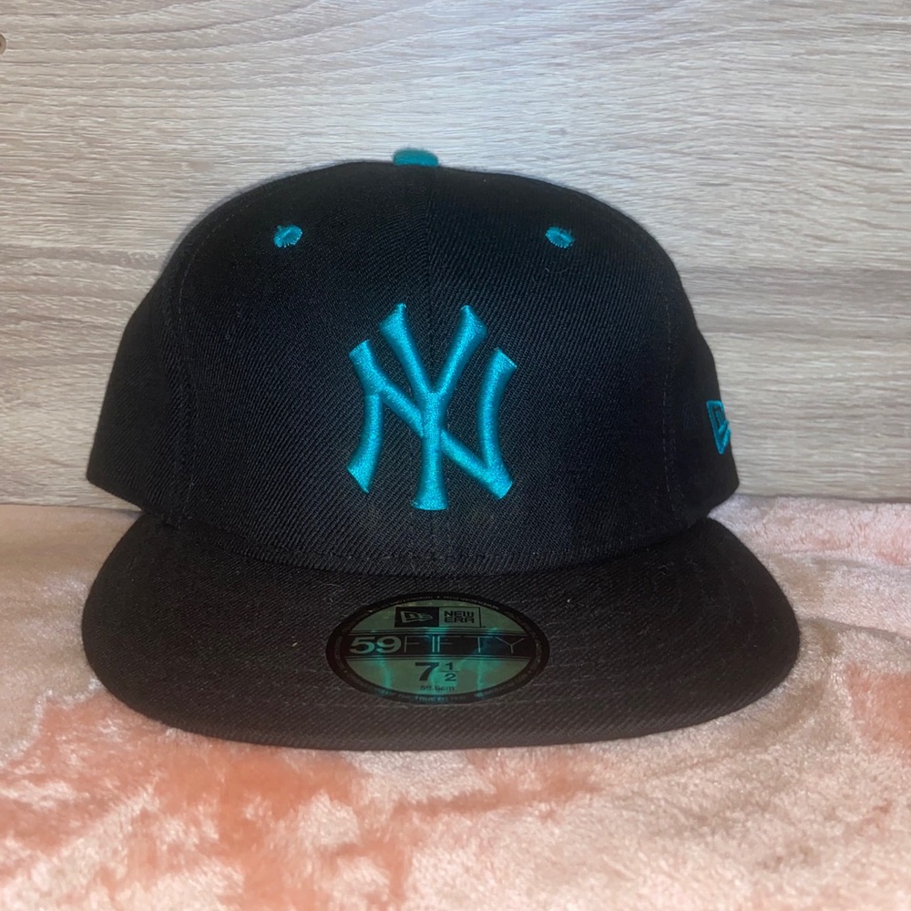 NY YANKEES fitted cap 7.5